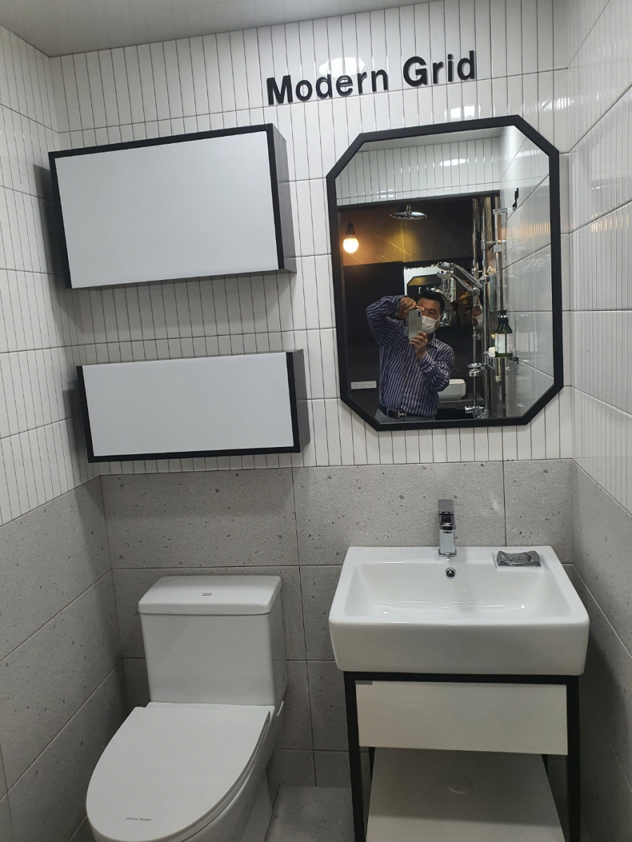 1948697120_Fqva846H_16e585898cf8ca487832c3b5f056dbdfe72f9722.jpg 이미지크게보기