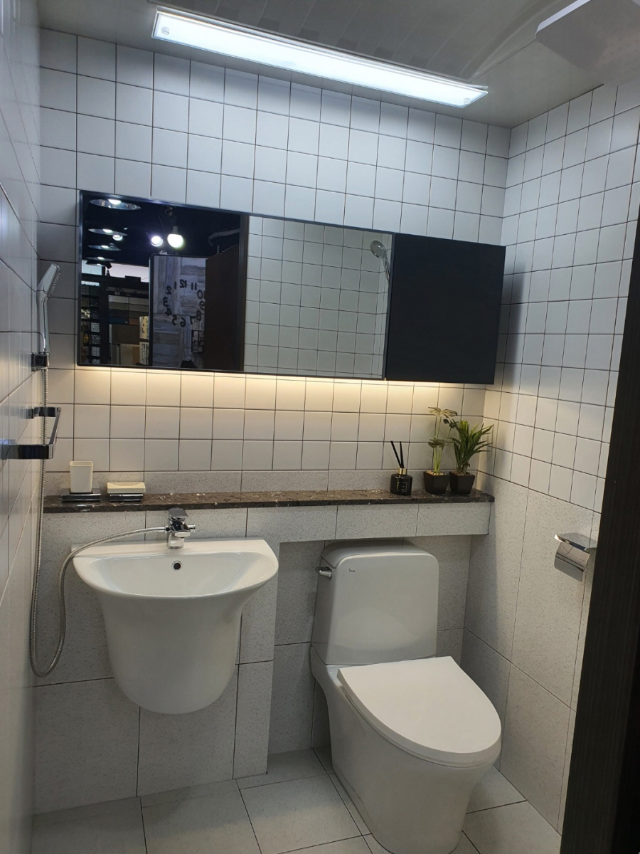 1948697120_sQaTK42q_6a8b2066247fd8fcc5eb34c7599789e7a6c1b283.jpg 이미지크게보기